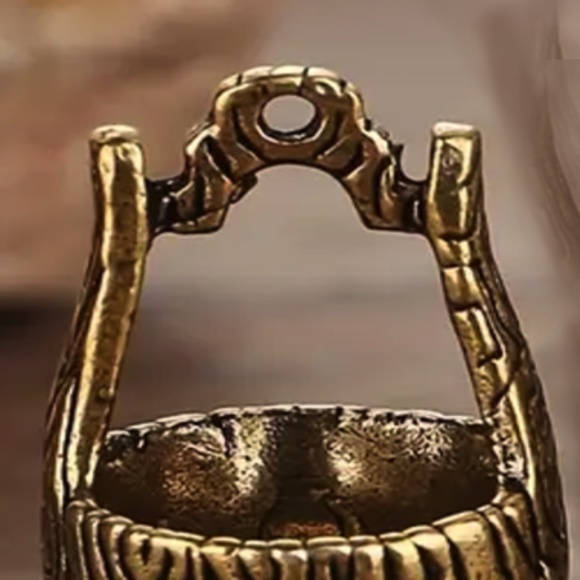 Brass Bucket Unique Cornucopia Design Mini Brass Figurine - Picture 4 of 5